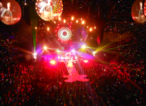 Coldplay performing "In My Place" as the opener. 31 Dec 2012.